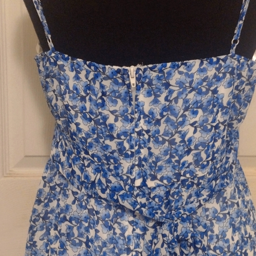 B Darrin sz 9/10 blue flower print strappy dress - Picture 6 of 7